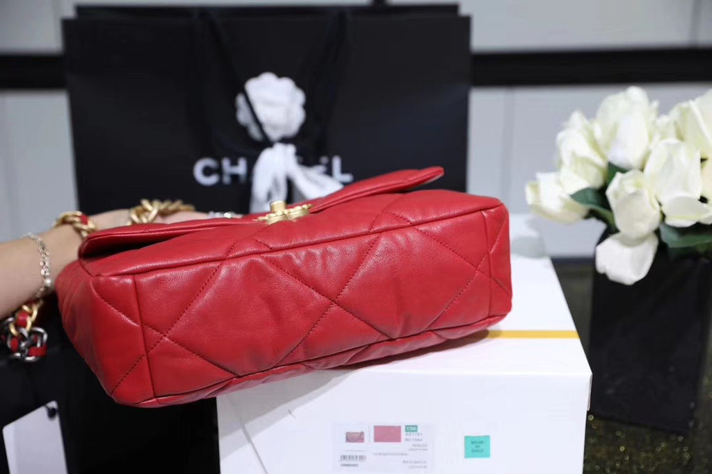 CHANEL 19 Large Flap Bag Red