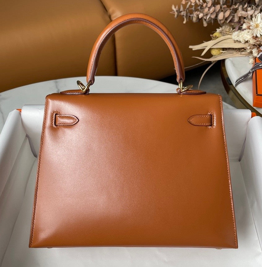 Hermès Gold Kelly 25 Box Leather Gold Hardware