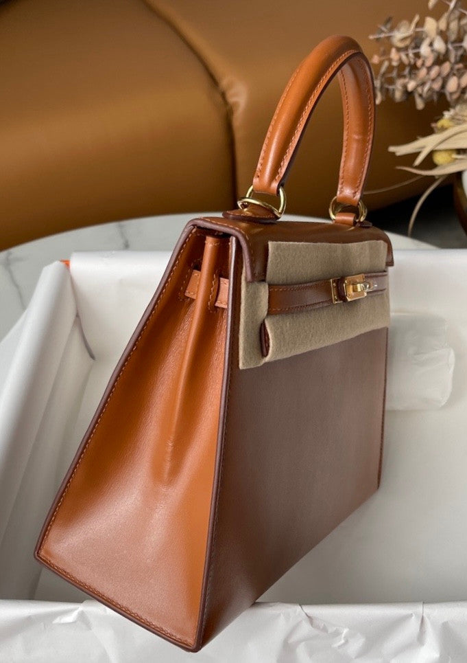 Hermès Gold Kelly 25 Box Leather Gold Hardware