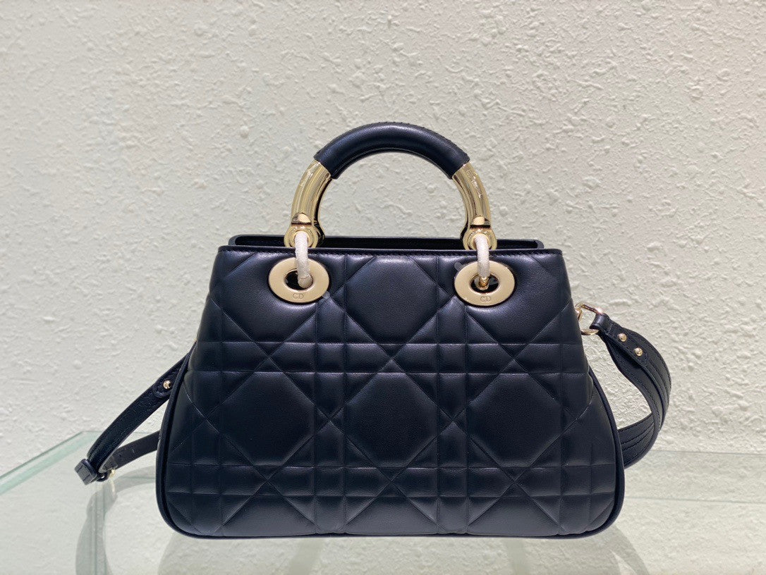 [Priority Release] Christian Dior The lady Dior 95.22 Bag Medium Black