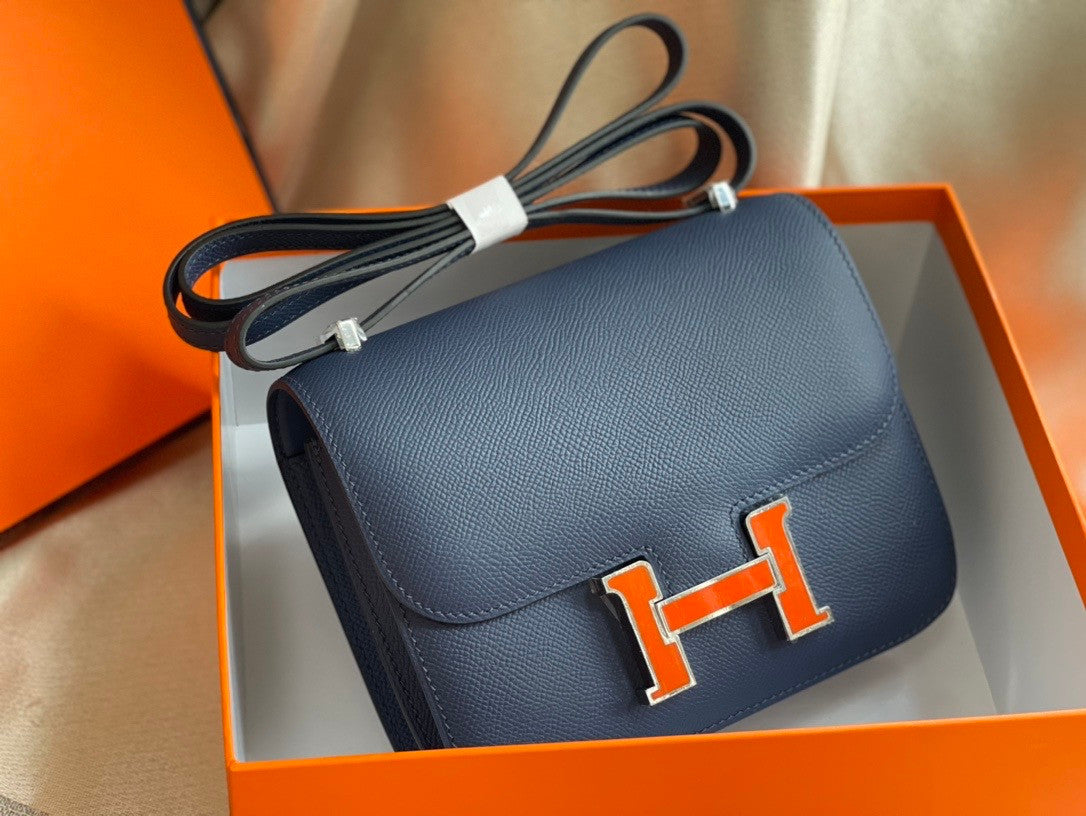 Hermes Black  Constance Epsom leather 18cm With Enamel Hardware
