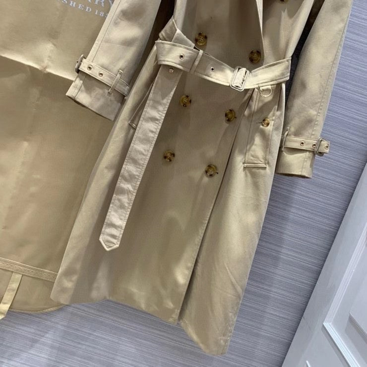 Burberry Archive Scarf Print-lined Trench Coat