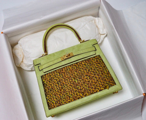 Hermes  FEATHER KELLY 25 Green Peacock feather & Suede  with Gold Hardware