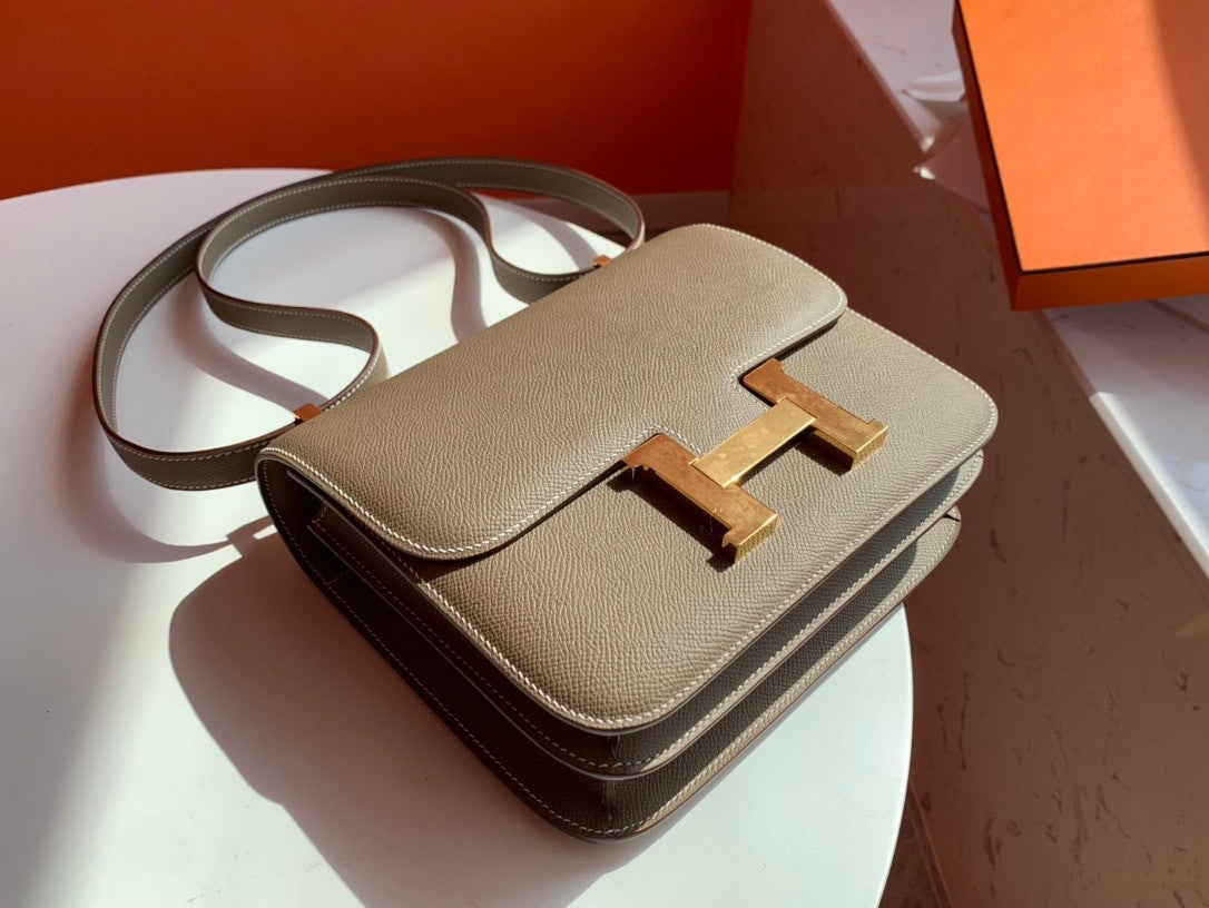 Hermes Etoupe Constance 24 Epsom bag with Gold Hardwares