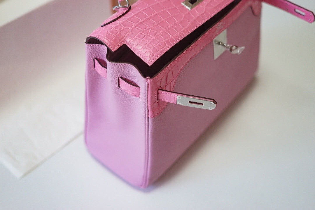 Hermes Kelly 32cm Sakura Pink Touch Clemence /Niloticus Crocodile PHW