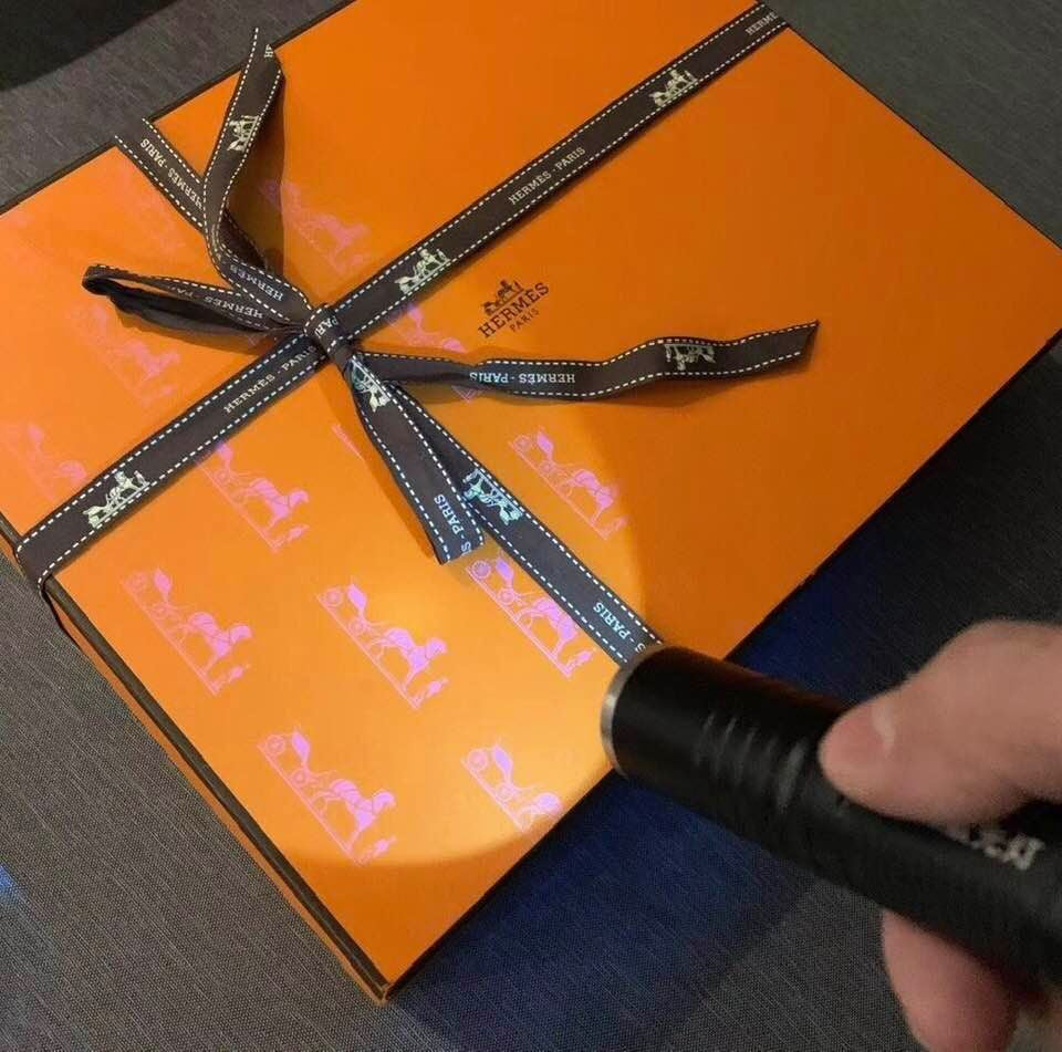 Hermes Black Lindy 26 Togo Gold HW
