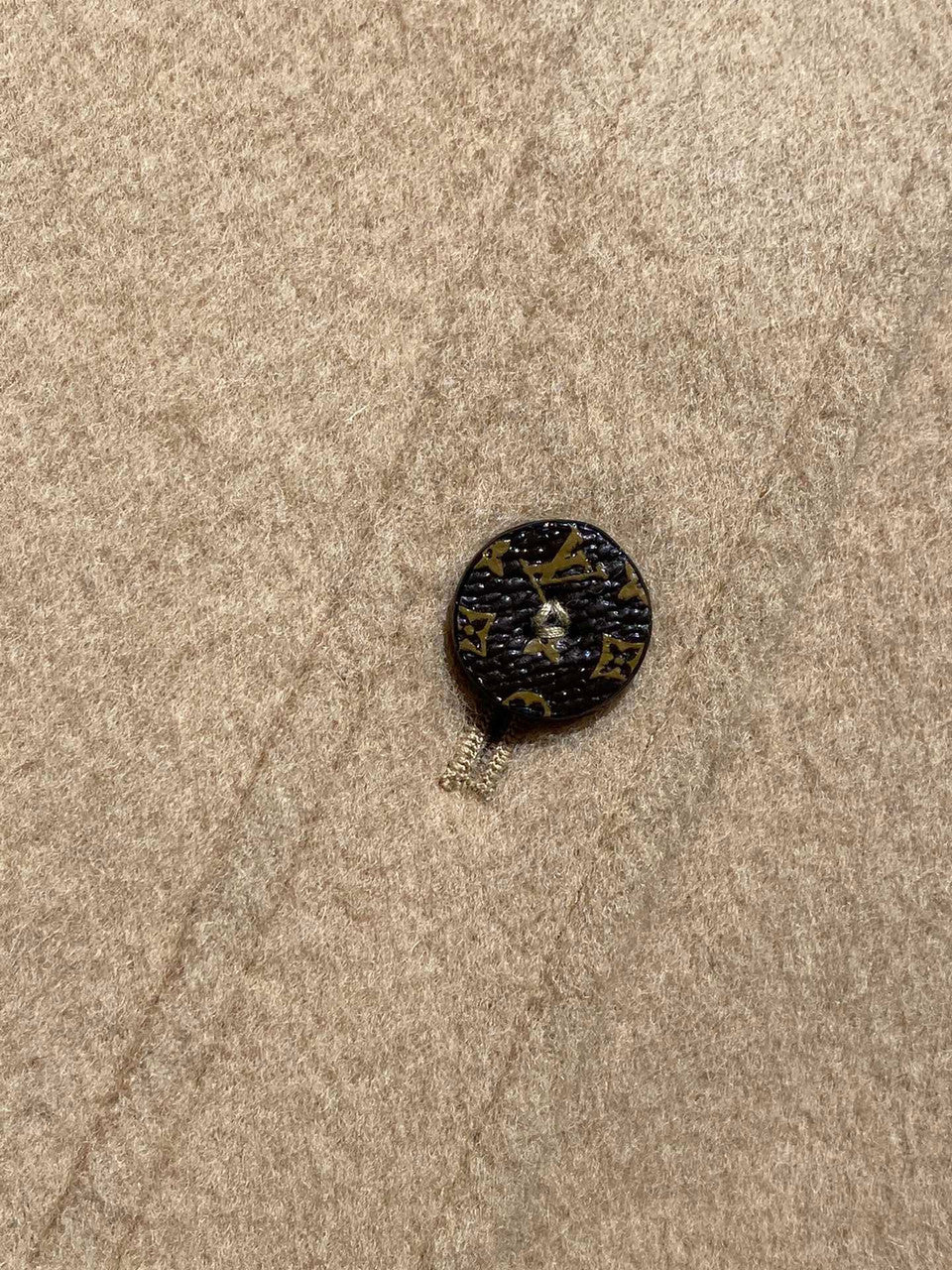 Louis Vuitton 1AA89O BOXY BUTTON-UP COAT