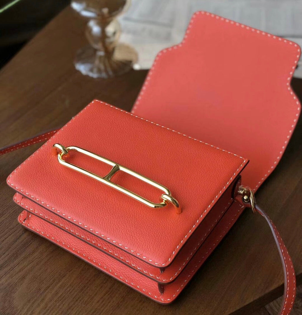 Hermes Orange Evercolor UN POINT SUR DEUX  Mini Roulis Bag