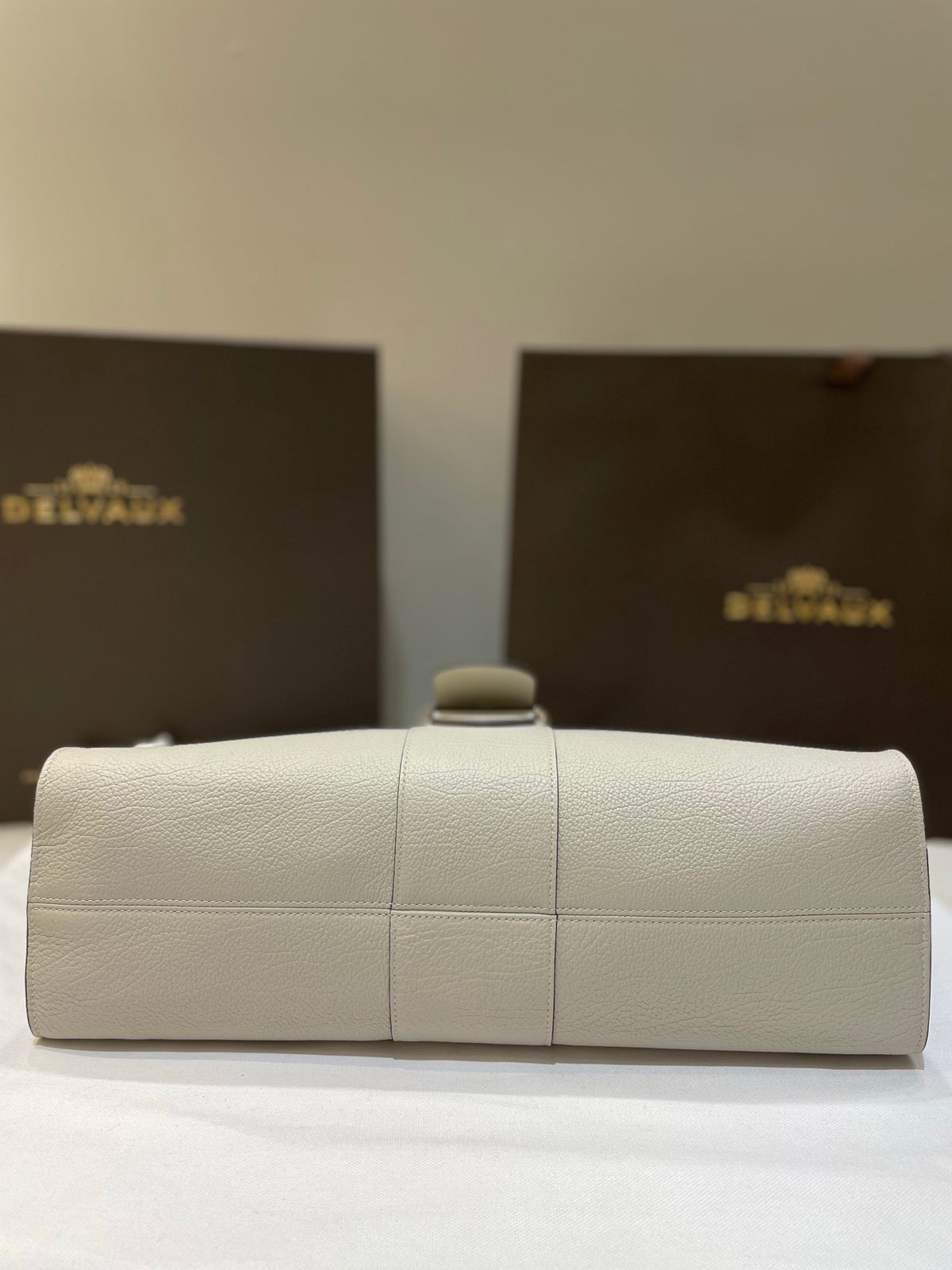 Delvaux Brillant Tempo Large (GM)  Allure Calfskin (Ivory / Off-White)