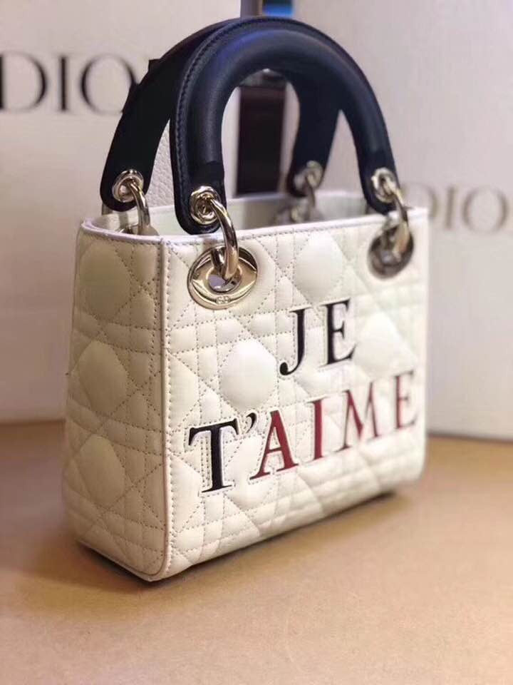 CHRISTIAN DIOR Limited Edition Hearts-Filled Dioramour Lady Dior bag