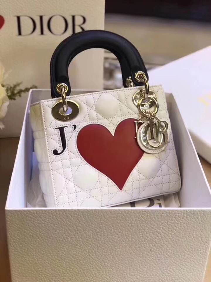 CHRISTIAN DIOR Limited Edition Hearts-Filled Dioramour Lady Dior bag
