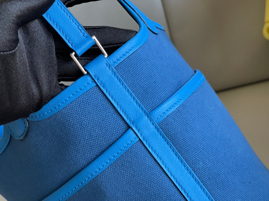 Hermès Picotin Cargo 18 Blue Frida Swift and Toile Canvas Palladium Hardware