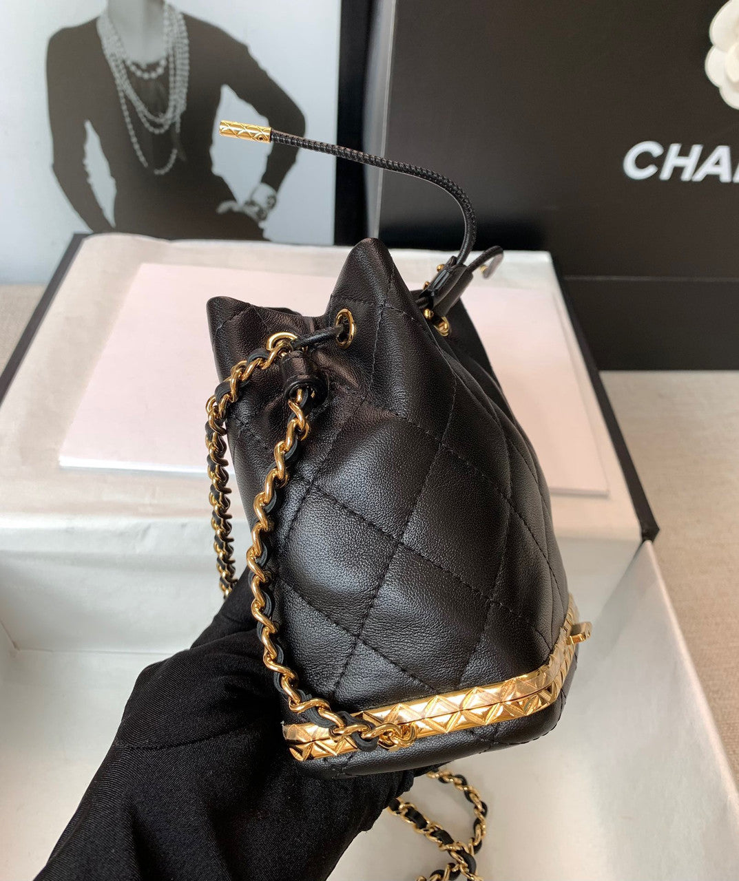 Chanel SMALL BUCKET WITH CHAIN