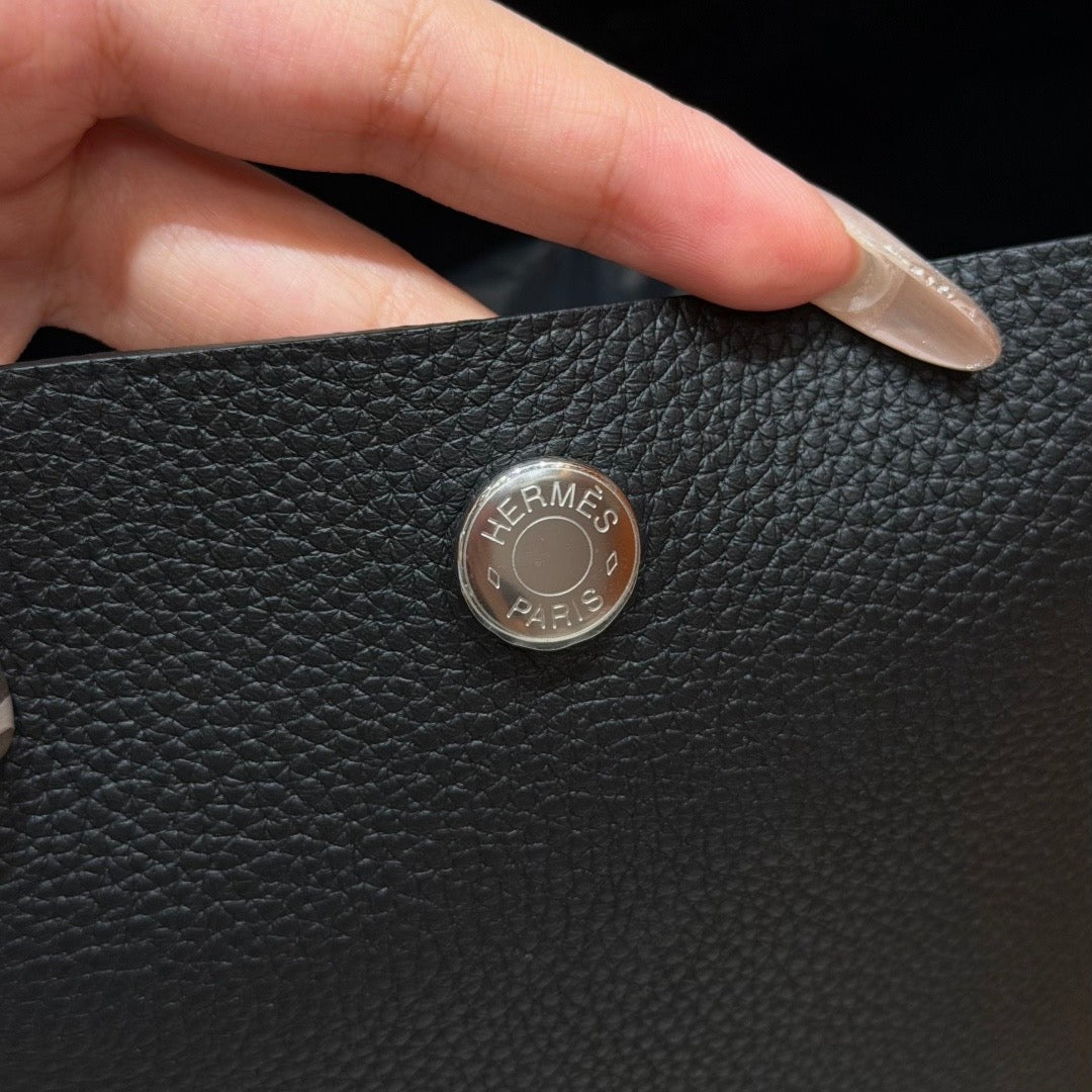 Hermès Double Longe Bucket Bag Black