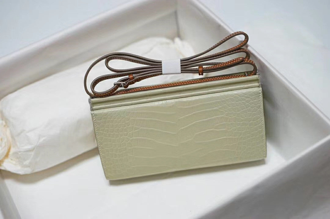 Hermes Clic-H 21 bag Green Alligator with Palladium hardwares