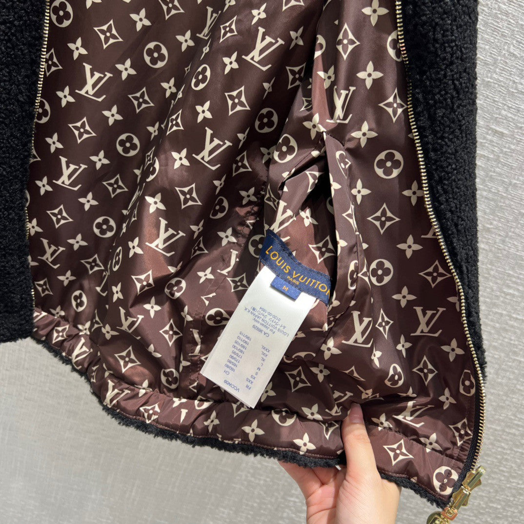 Louis Vuitton 1AAMTB REVERSIBLE BOUCLÉ WOOL PARKA