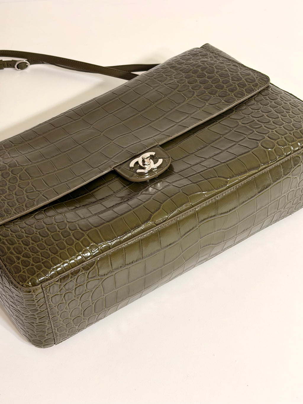 Chanel Olive Green Alligator / Crocodile Classic Maxi Flap Bag – Silver Hardware