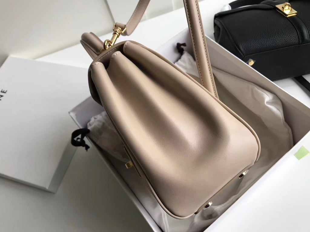 Celine  MEDIUM 16 BAG IN SATINATED CALFSKIN BLACK  NUDE