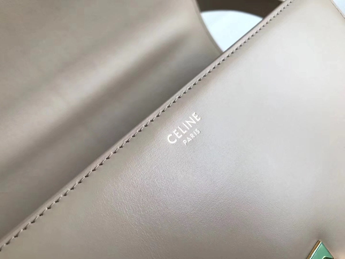 Celine MEDIUM TRIOMPHE BAG IN SHINY CALFSKIN NUDE
