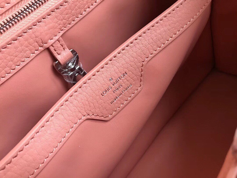 Louis Vuitton N92801 CAPUCINES PM