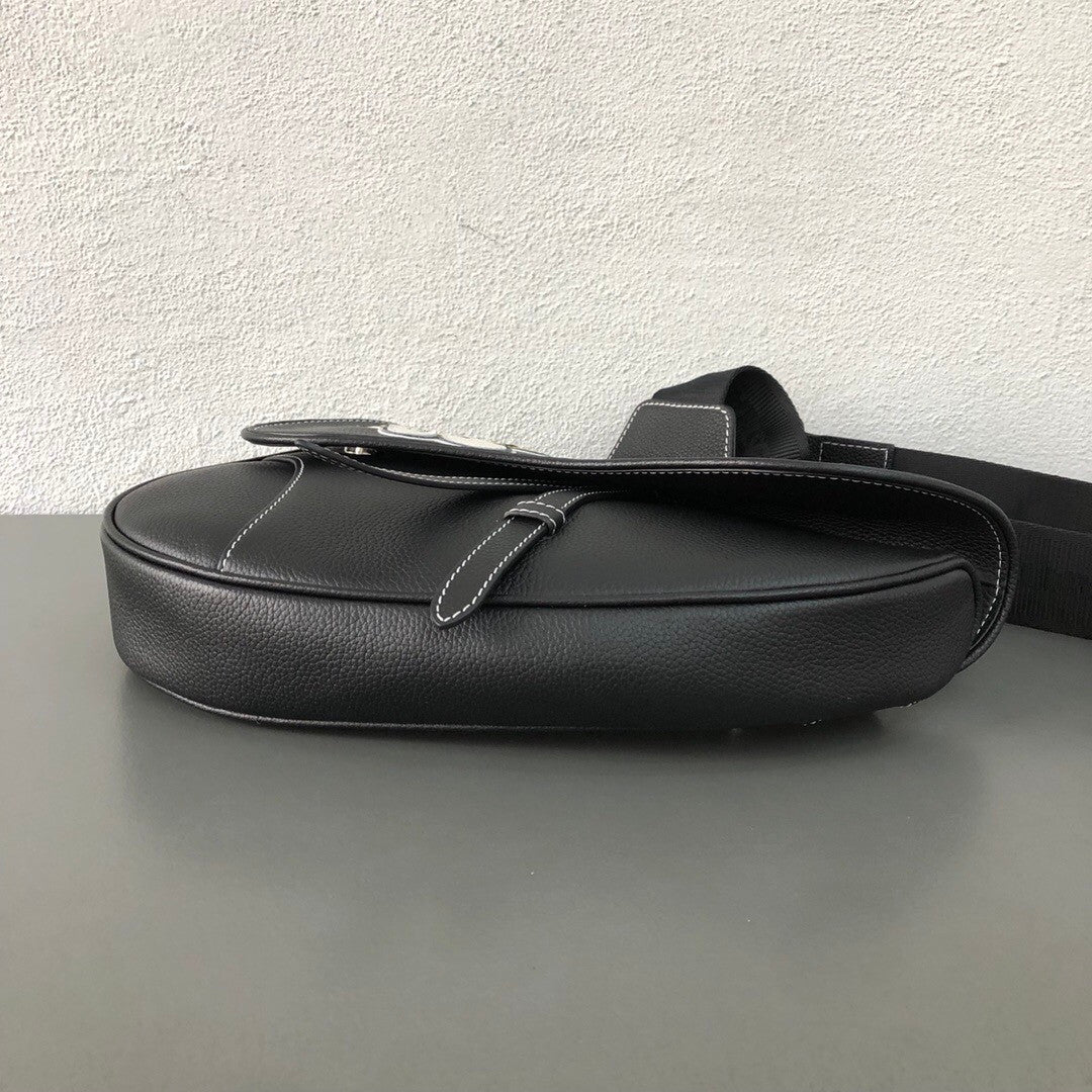 Christian Dior BLACK CALFSKIN DIOR X KAWS SADDLE BAG