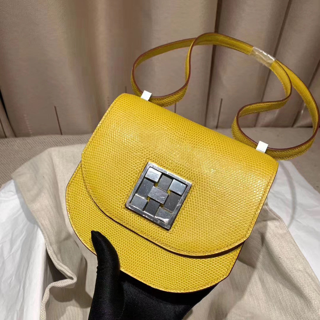 Hermès  9O Jaune de Naples  Lizard Mosaique Au 24-17