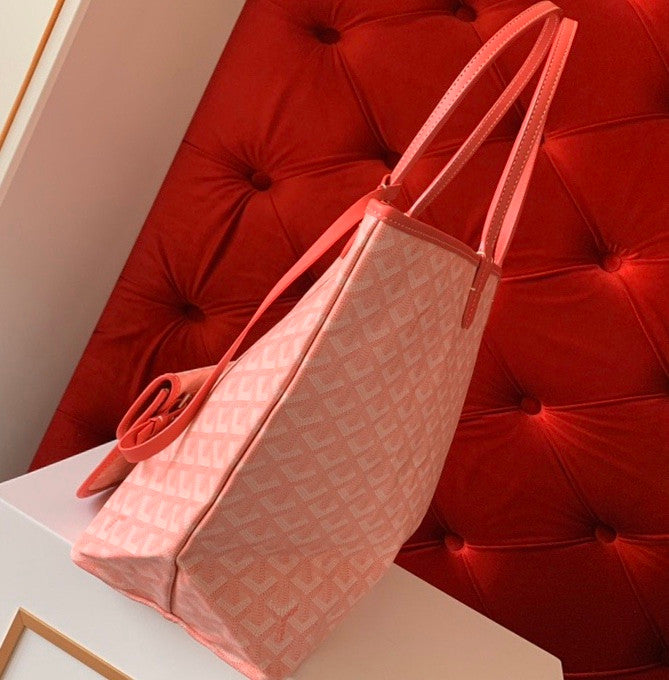 Goyard Limited Edition "LOVE"   St Louis GM Tote Pink Chevron Bag