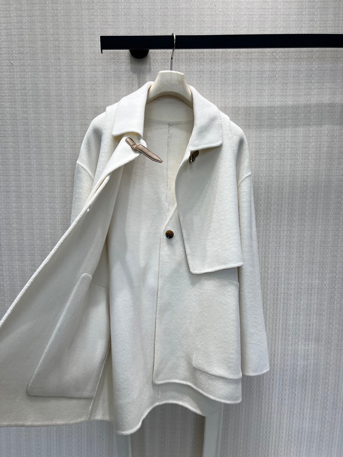 Hermès White Cashmere Wrap Coat Hermès