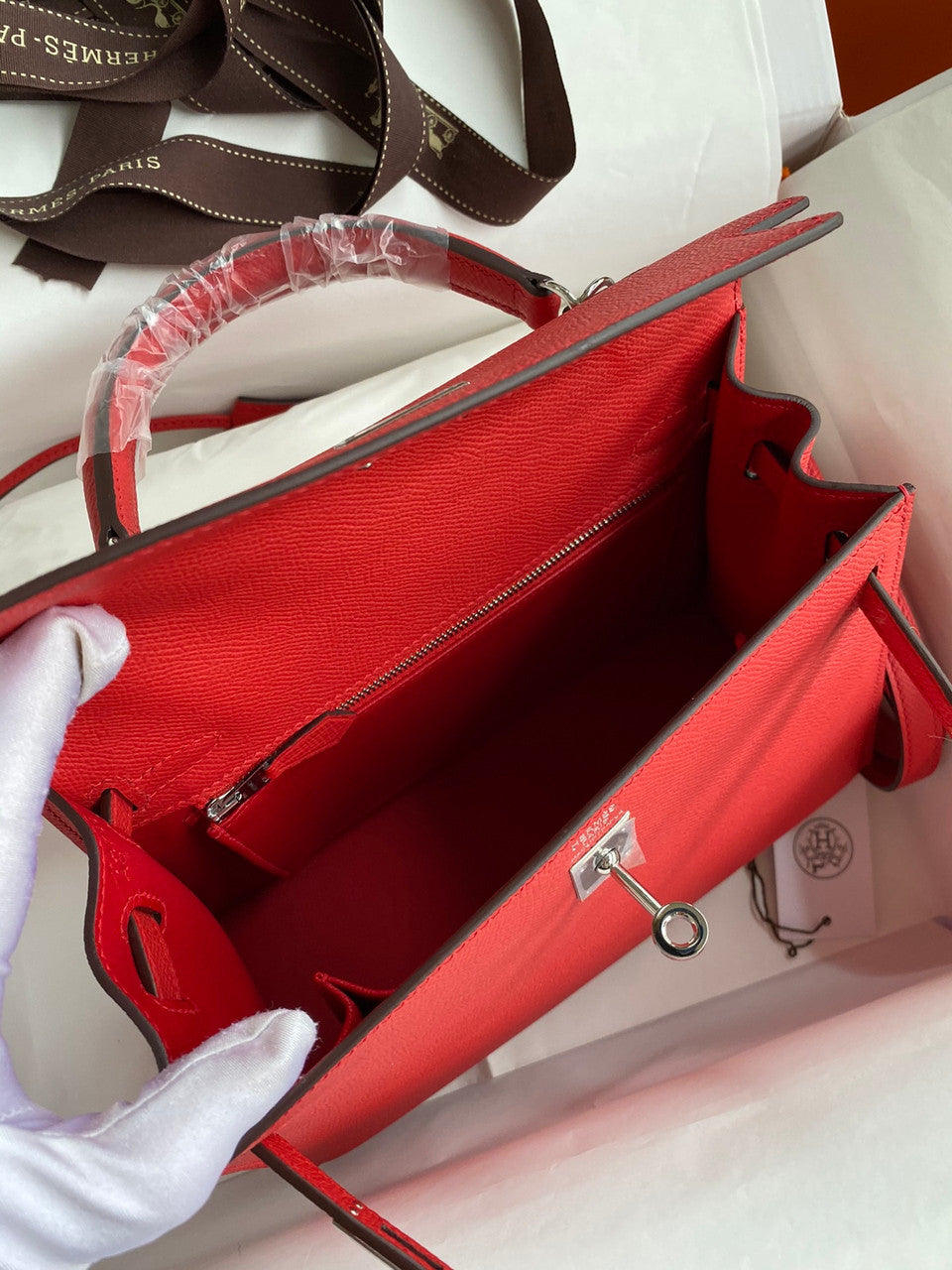 HERMES KELLY 28 SELLIER RED EPSOM PALLADIUM HARDWARE