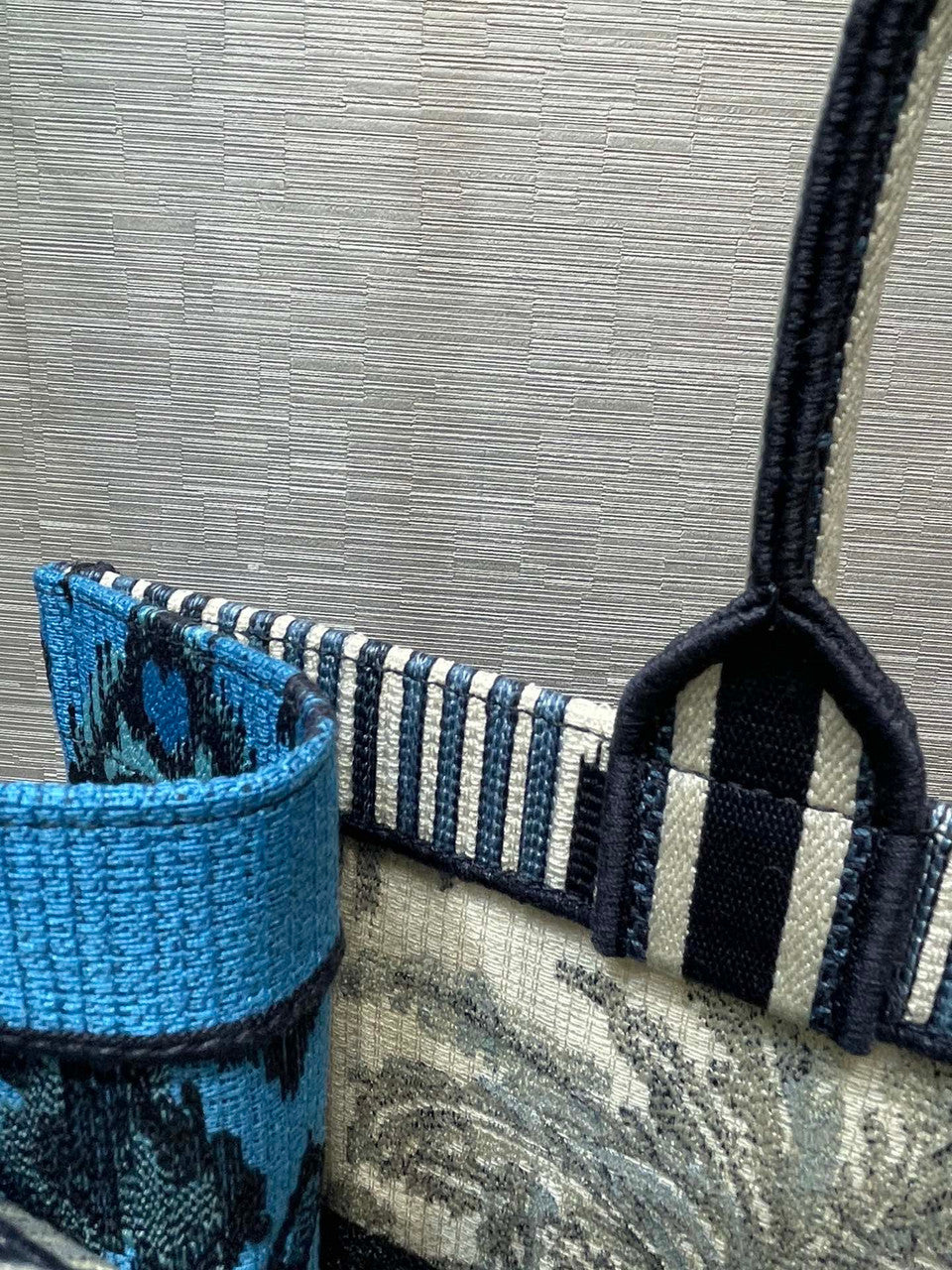 Christian Dior DIOR BOOK TOTE Blue Dior Palms Embroidery Reference: M1286ZREU_M928