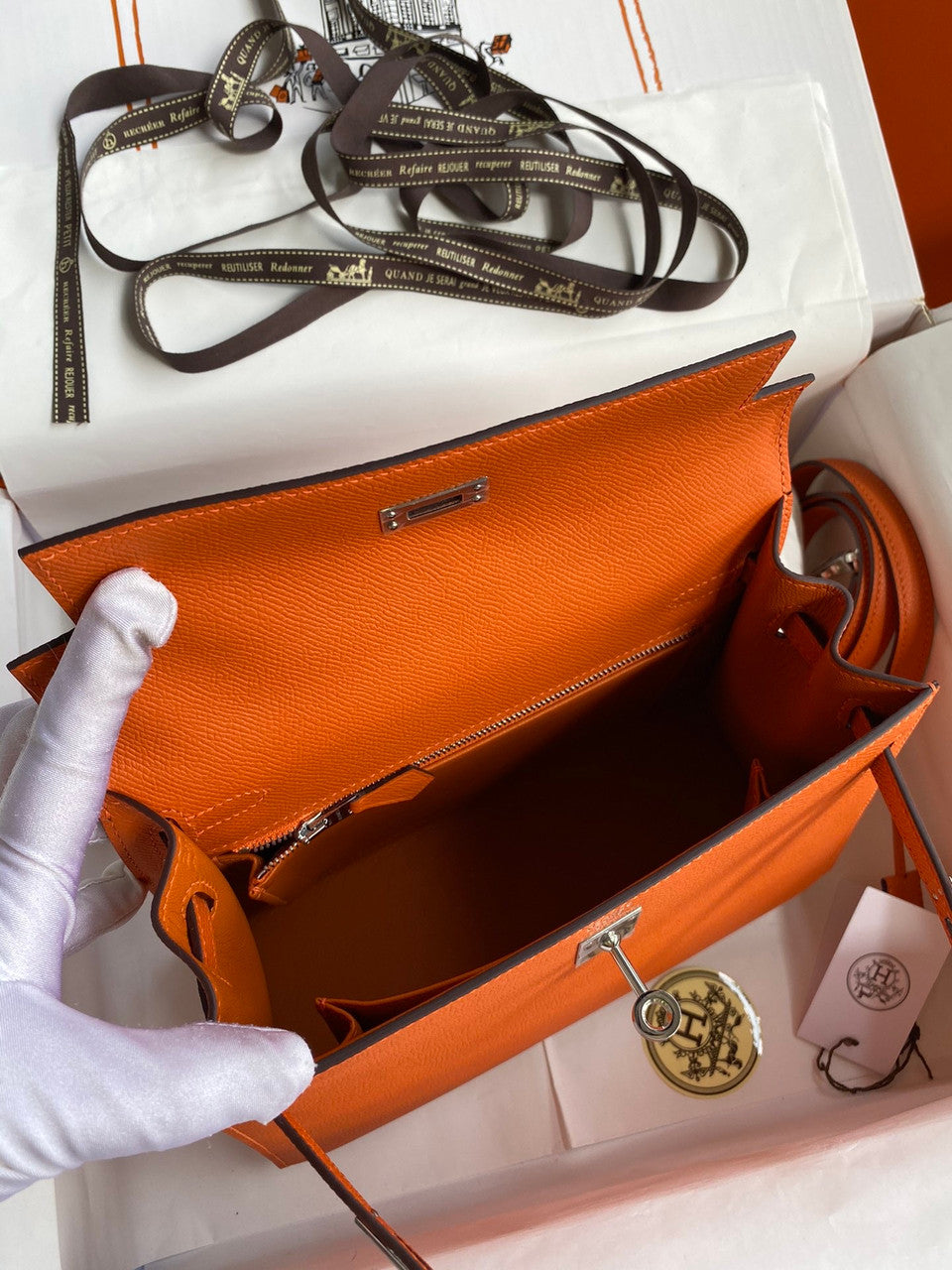 HERMES KELLY 28 SELLIER ORANGE EPSOM PALLADIUM HARDWARE