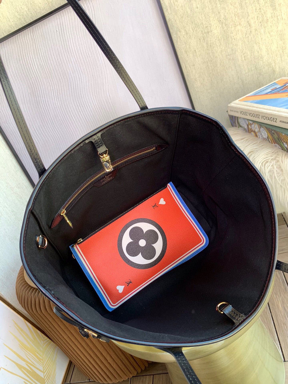 Louis Vuitton M57462  GAME ON NEVERFULL MM