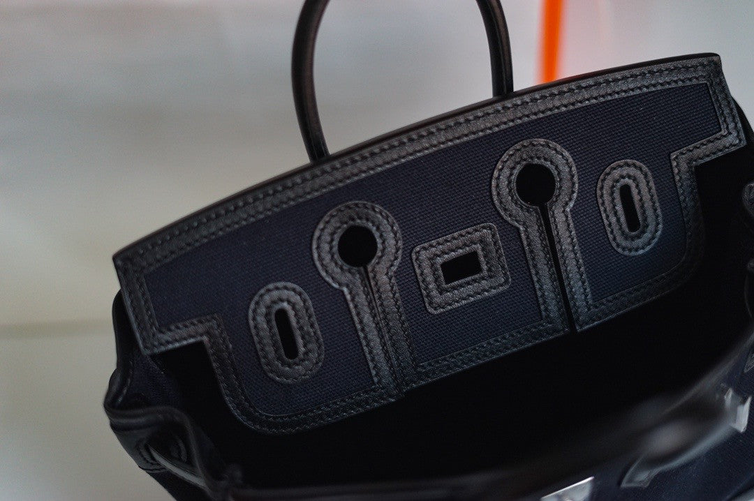 Hermes Limited Edition Cargo Birkin 25 cm Black Swift and canvas