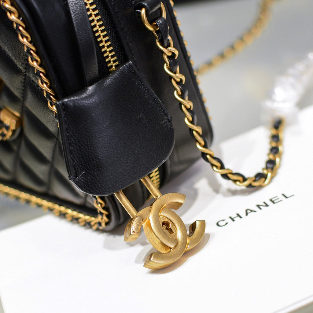 Chanel Small Vanity Case Black