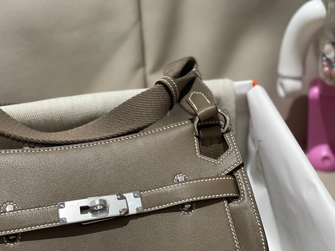 Hermès Jypsiere Mini Etoupe Evercolor Palladium Hardware