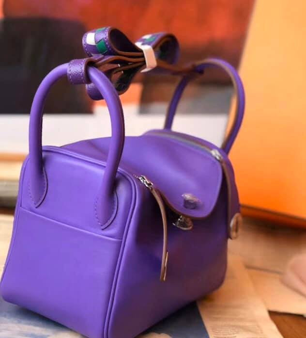 Hermes Rare  Mini Lindy 20cm Bag Violet Swift Leather Palladium Hardware with rare Tressage Strap