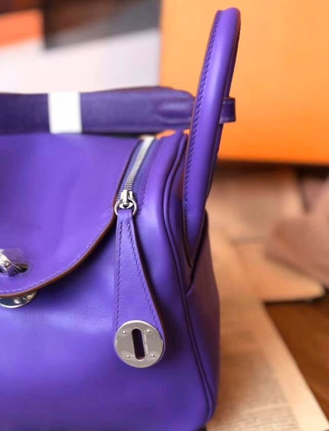 Hermes Rare  Mini Lindy 20cm Bag Violet Swift Leather Palladium Hardware with rare Tressage Strap