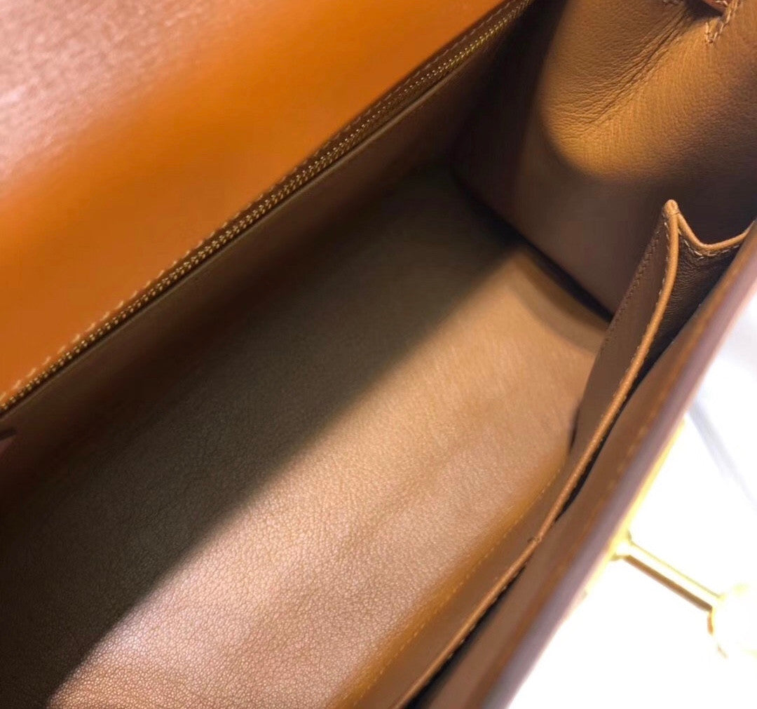 Hermès Caramel Kelly 28 Box Leather Gold Hardware