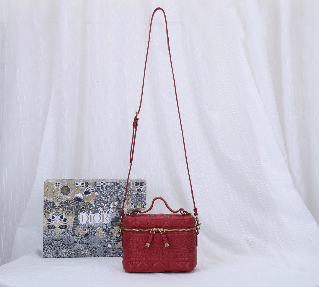 Christian Dior SMALL DIORTRAVEL VANITY CASE RED