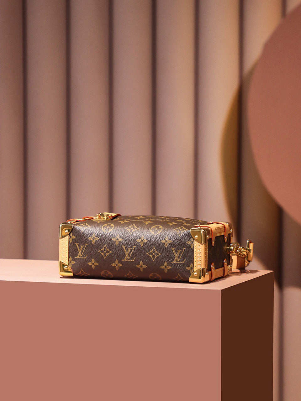[Priority Access] Louis Vuitton M46358 SIDE TRUNK