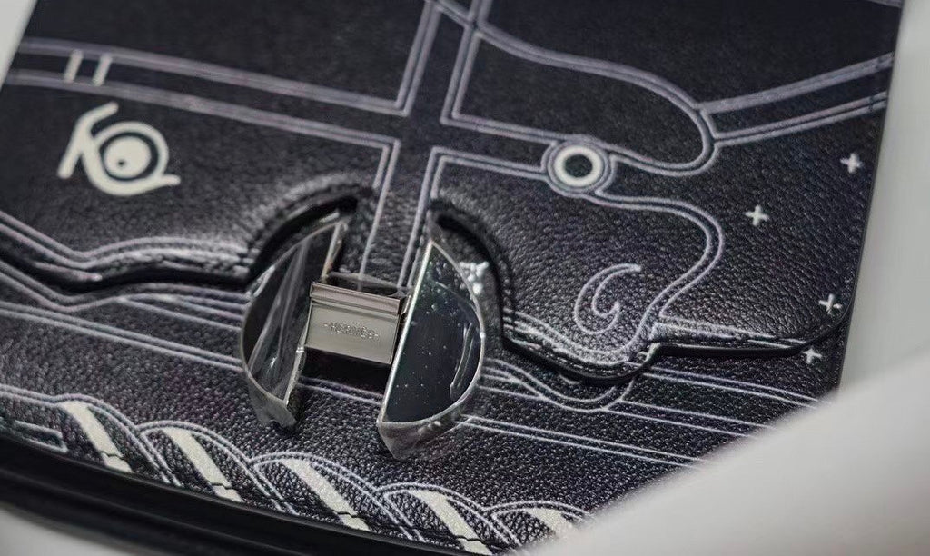 Hermès Limited Edition 2002 20cm Black Enamel Hardware