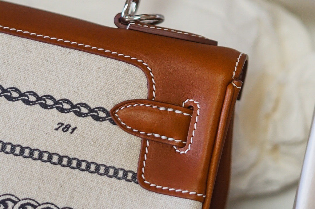 Hermes Dechainee Toile de Camp and Fauve Barenia Gold Kelly 28cm
