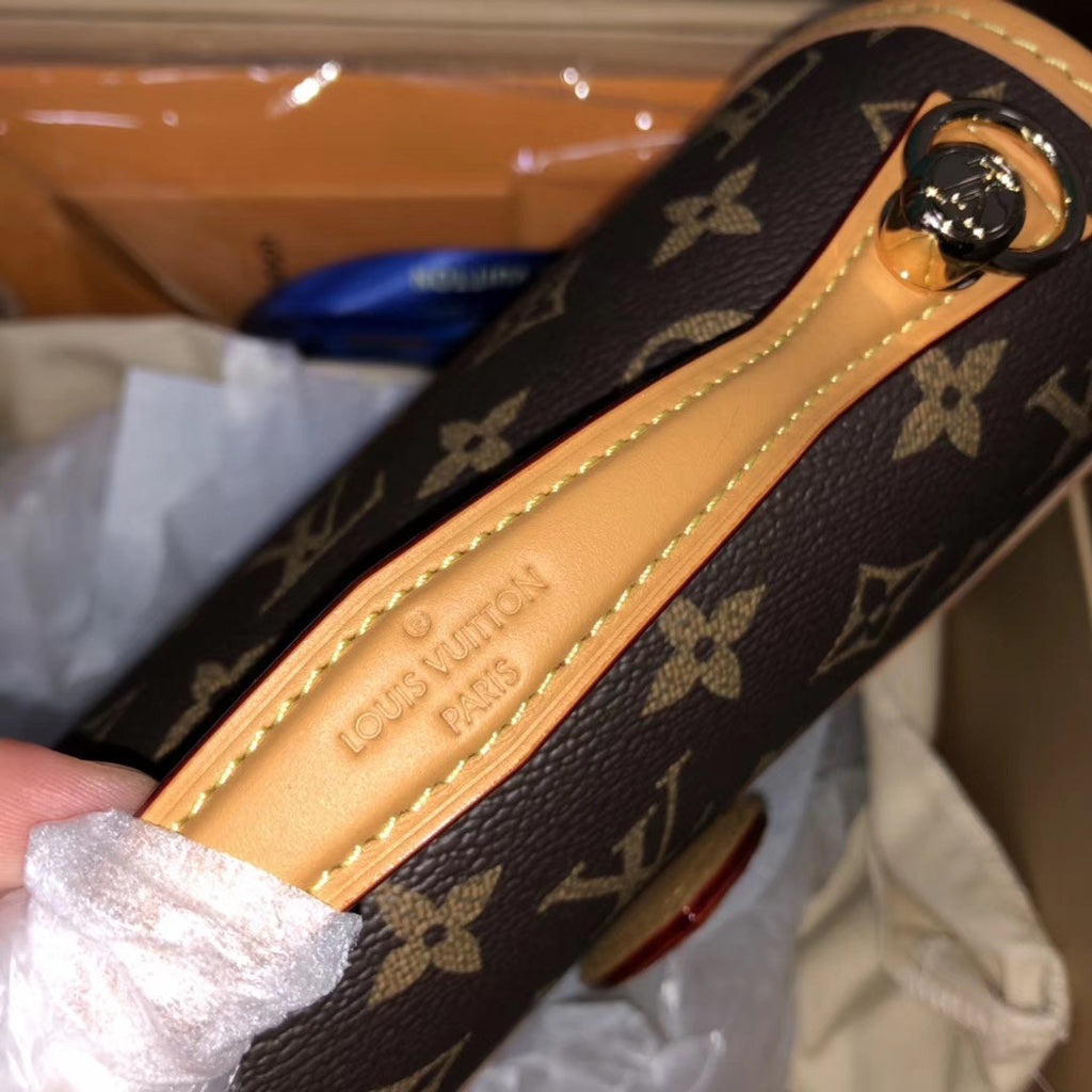 Louis Vuitton M44919 LV IVY