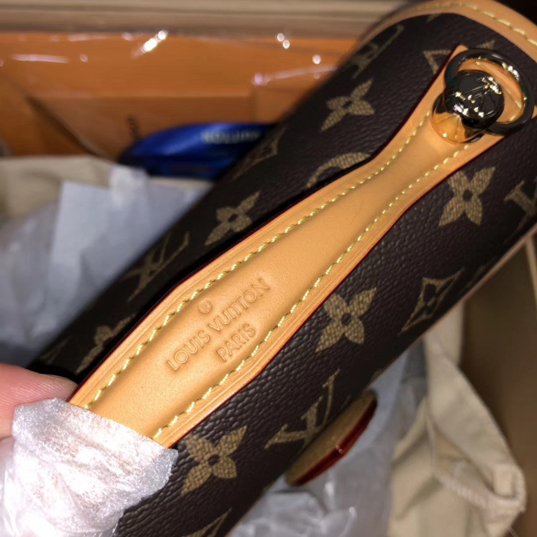 Louis Vuitton M44919 LV IVY