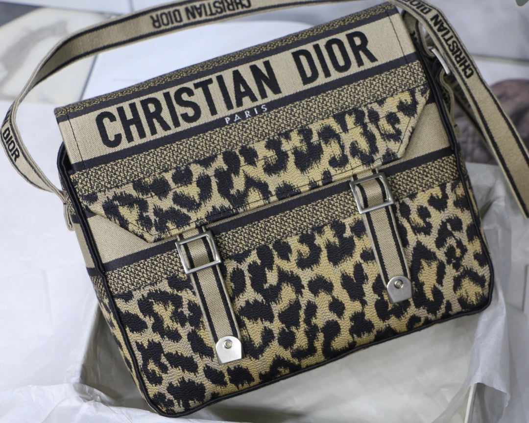 Christian Dior DIORCAMP BAG