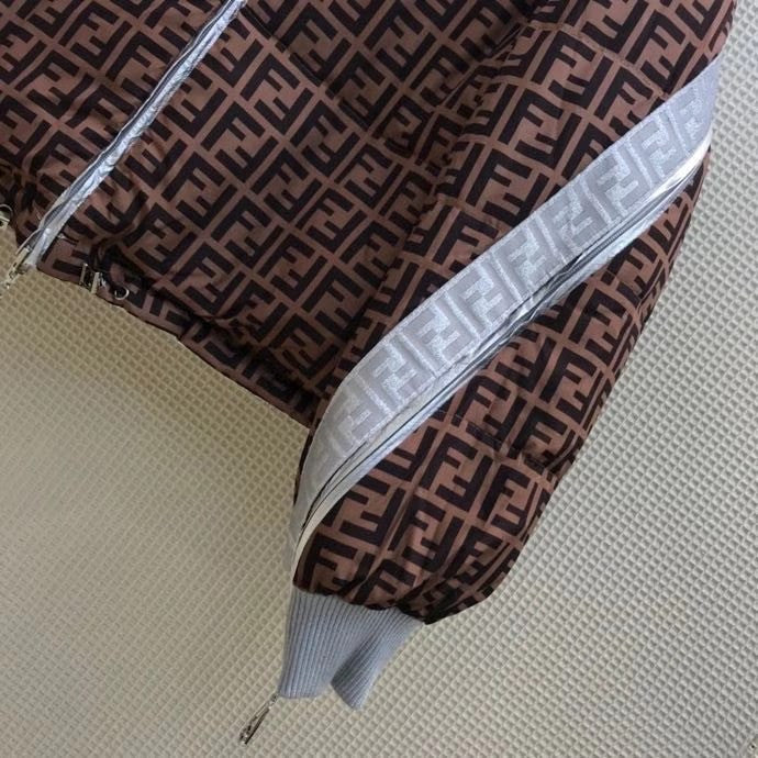 Fendi Doble-Sided JACKET Black nylon down jacket