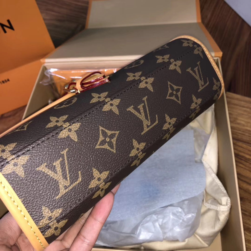 Louis Vuitton M44919 LV IVY