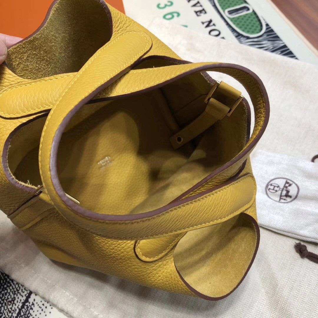 Hermes 9D Amber   Picotin Lock 18 Togo Leather Bag