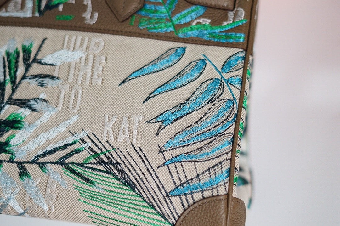 [Online Exclusive] Hermes Singapore Limited Edition Embroidered Birkin 30 Bag Etoupe