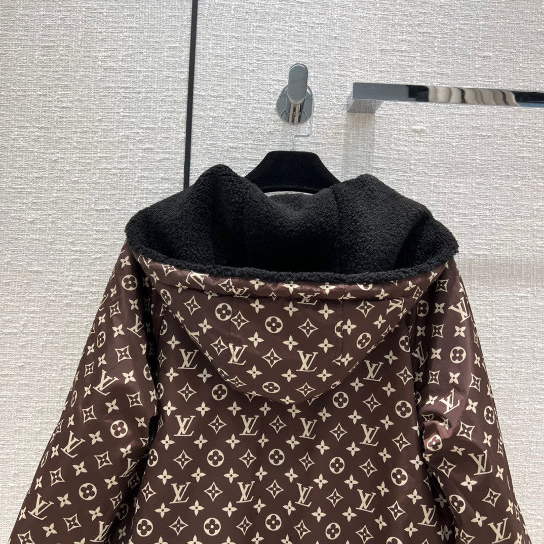Louis Vuitton 1AAMTB REVERSIBLE BOUCLÉ WOOL PARKA